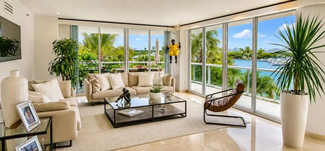 2 of 6 - 16500 Collins Avenue #356, Sunny Isles Beach, FL