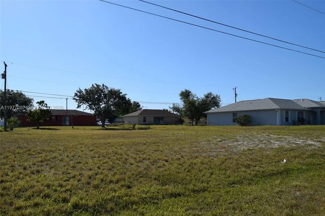 2 of 4 - 1312 Ne 17th Avenue, Cape Coral, FL