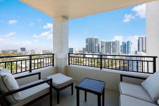 4 of 34 - 610 W Las Olas Boulevard #2014n, Fort Lauderdale, FL