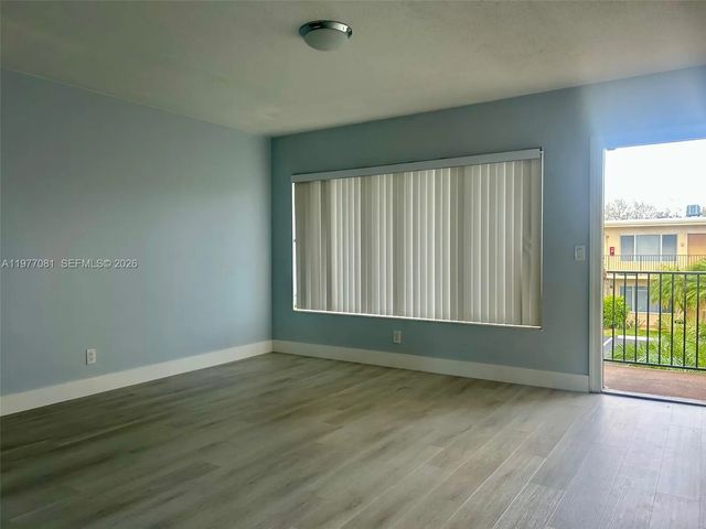 2 of 18 - 2309 S Federal Highway #17, Boynton Beach, FL