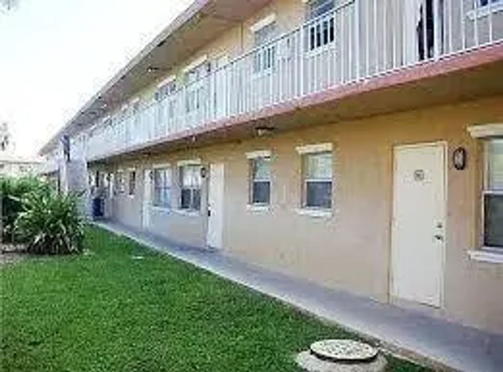 101 Ne 41st Street #f101, Oakland Park