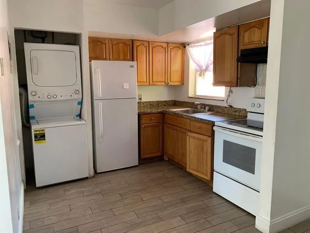 5 of 10 - 101 Ne 41st Street #f101, Oakland Park, FL