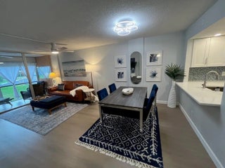 Photo of Listing #F10556397