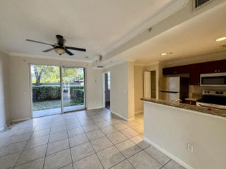 Photo of Listing #R11168992