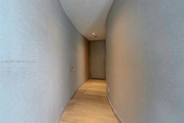 5 of 47 - 18975 Collins Avenue #3004, Sunny Isles Beach, FL