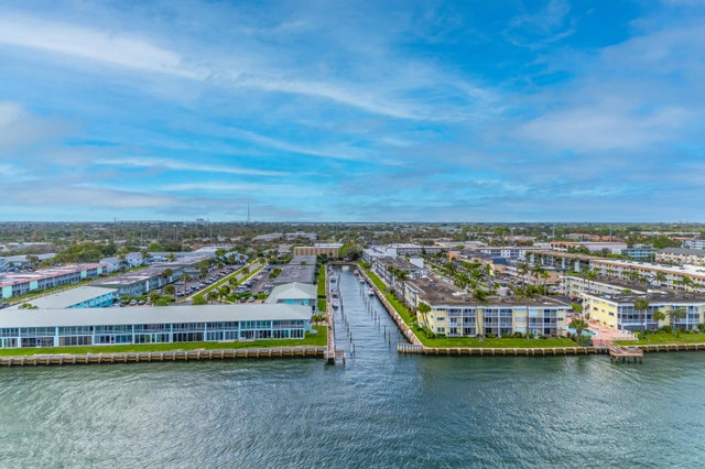 130 Doolen Court #305, North Palm Beach