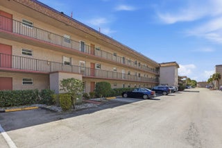 Photo of Listing #R11168999