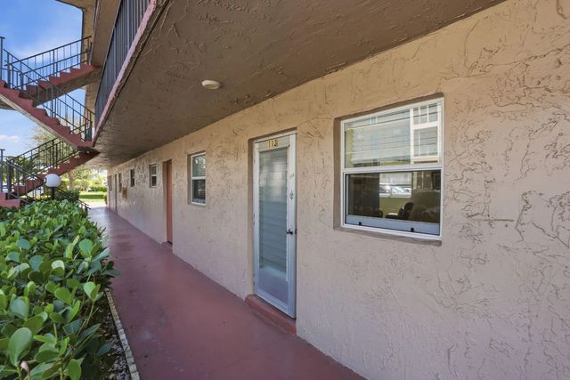 2 of 37 - 721 Lori Drive #113, Palm Springs, FL