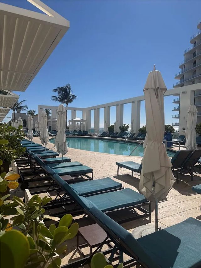 3 of 36 - 551 N Fort Lauderdale Beach Boulevard #r2201, Fort Lauderdale, FL