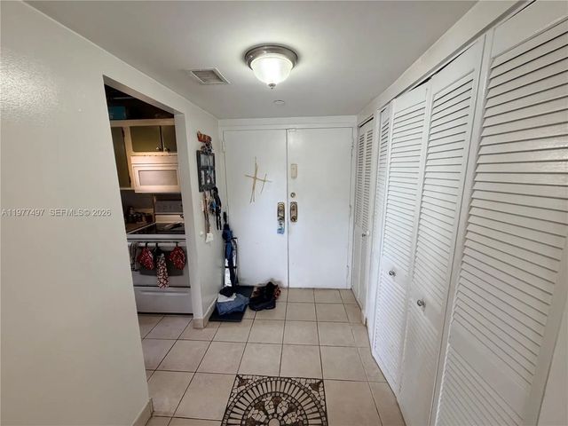4 of 14 - 1470 Ne 123rd Street #a1116, North Miami, FL