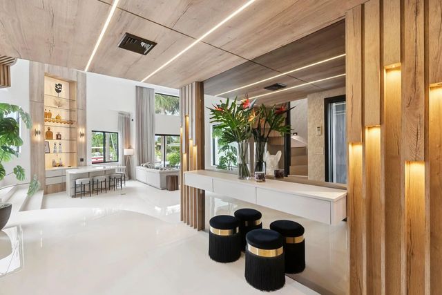5 of 99 - 2651 Ne 22nd Court, Pompano Beach, FL