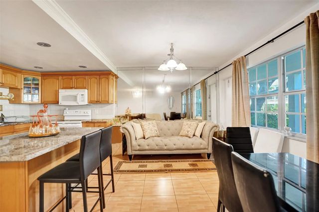 4 of 27 - 5208 Ne 24th Terrace #f118, Fort Lauderdale, FL