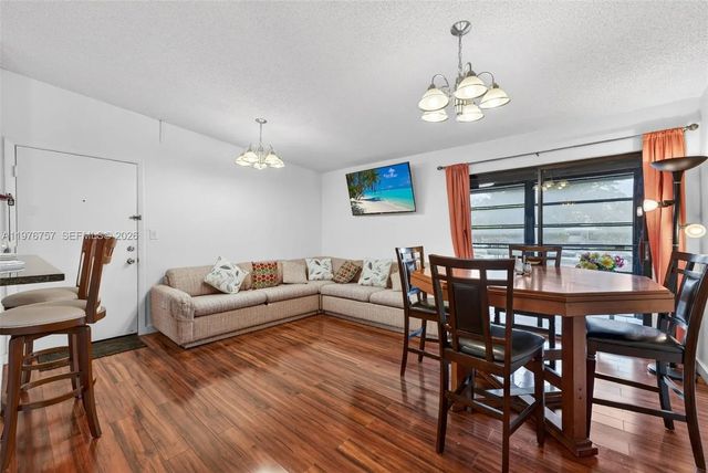 5 of 20 - 9748 S Belfort Circle #201, Tamarac, FL