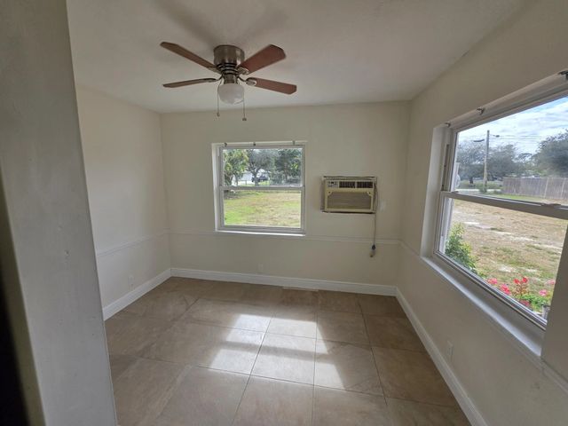 4 of 11 - 15427 San Diego Drive, Loxahatchee Groves, FL