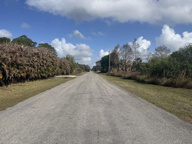 2 of 5 - 17892 75th Place N, Loxahatchee, FL