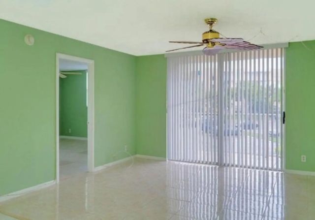 5 of 12 - 500 Executive Center Drive #2h, West Palm Beach, FL