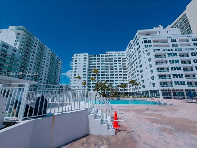 5005 Collins Avenue #825, Miami Beach