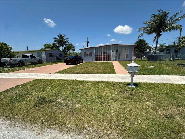 2 of 32 - 10761 Sw 221st Street, Miami, FL