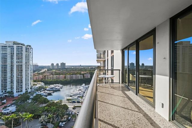 5 of 29 - 19667 Turnberry Way #20b, Aventura, FL