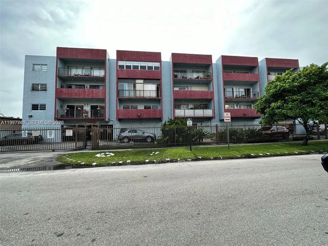 6070 W 19th Avenue #309, Hialeah