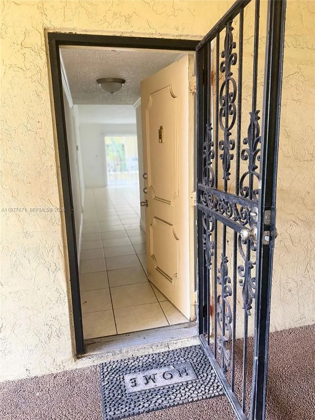 11925 Ne 2nd Avenue #b207, North Miami