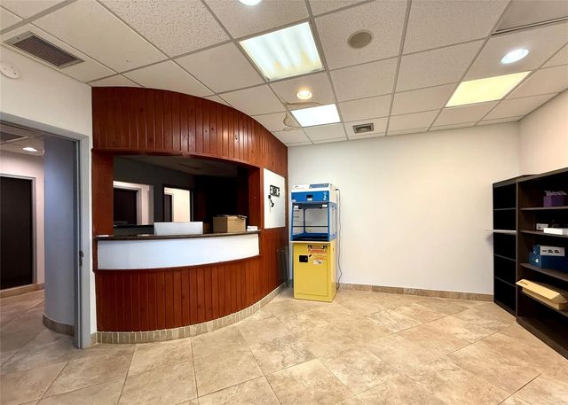 5 of 25 - 1500 N University Drive #101, Coral Springs, FL