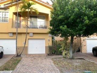 Photo of Listing #R11169267