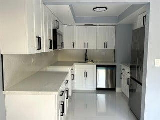 Photo of Listing #F10556522