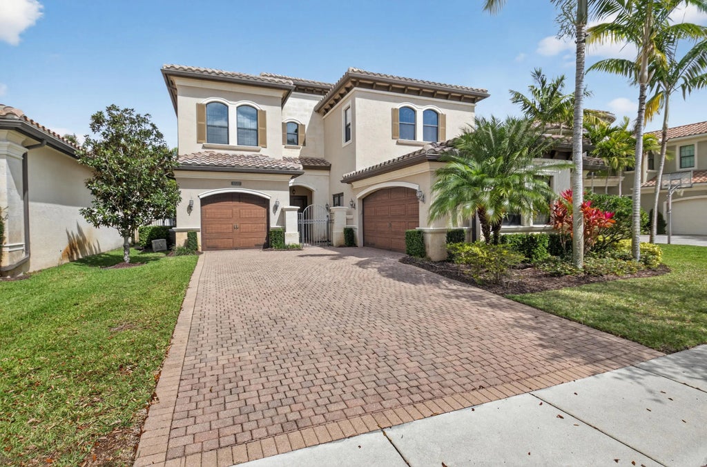 8527 Lewis River Road, Delray Beach