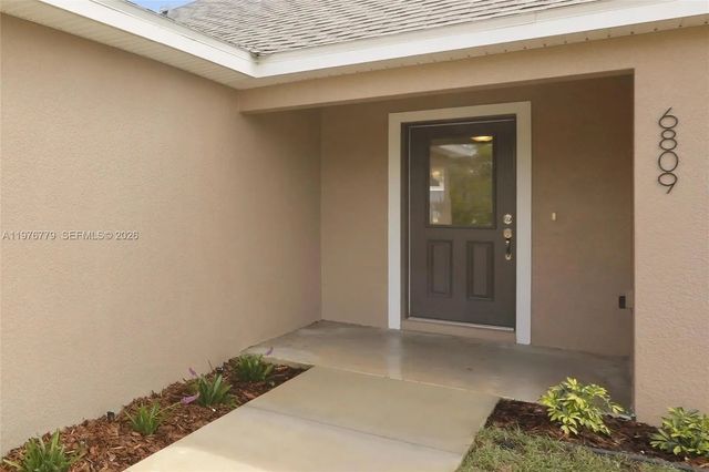 2 of 47 - 6809 Dickinson Drive, Sebring, FL
