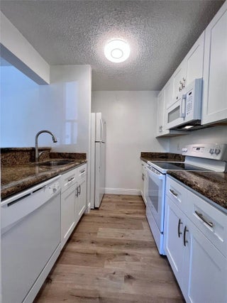 Photo of Listing #F10556538