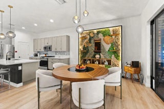 Photo of Listing #R11169321