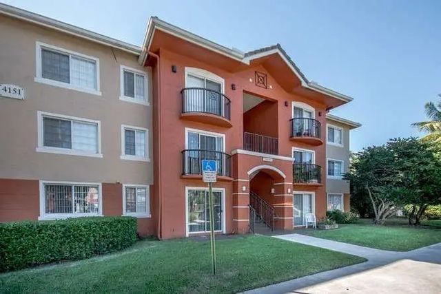 4151 N Haverhill Road #1508, West Palm Beach