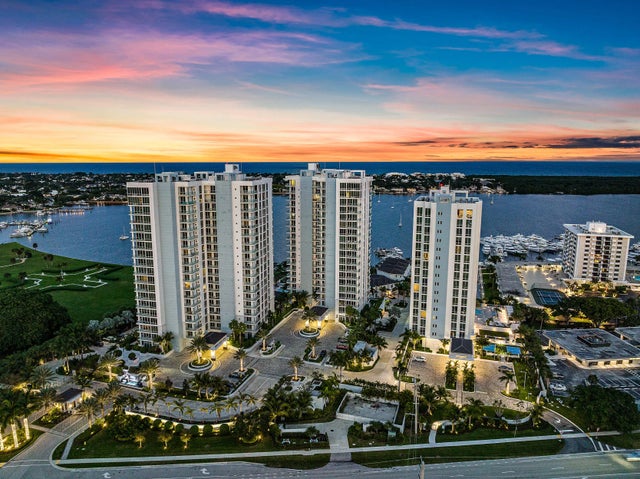 Photo of Listing #R11169366