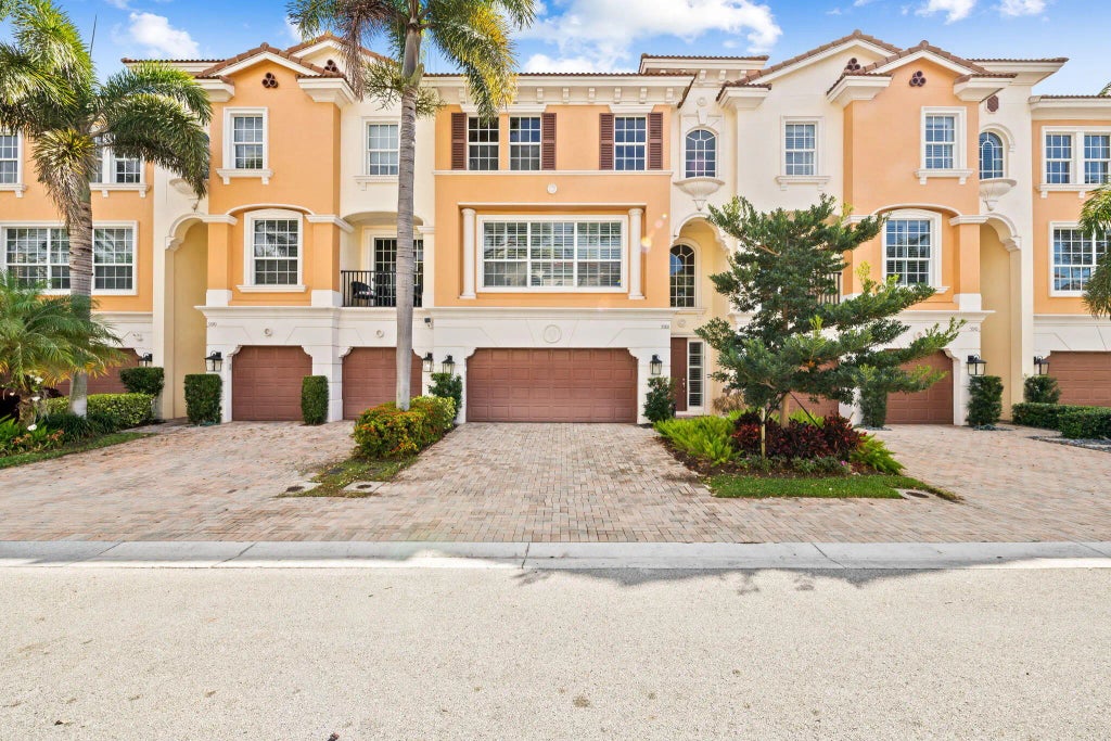5580 Ne Trieste Terrace, Boca Raton