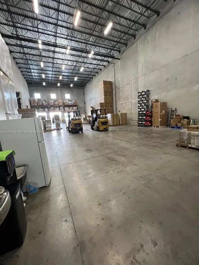 3 of 15 - 6371 Nw 102nd Avenue #109, Doral, FL
