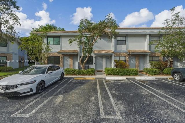 9853 Riverside Drive #8-24, Coral Springs