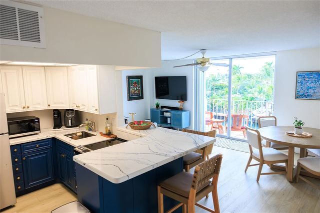 3 of 21 - 1777 Se 15th Street #404, Fort Lauderdale, FL