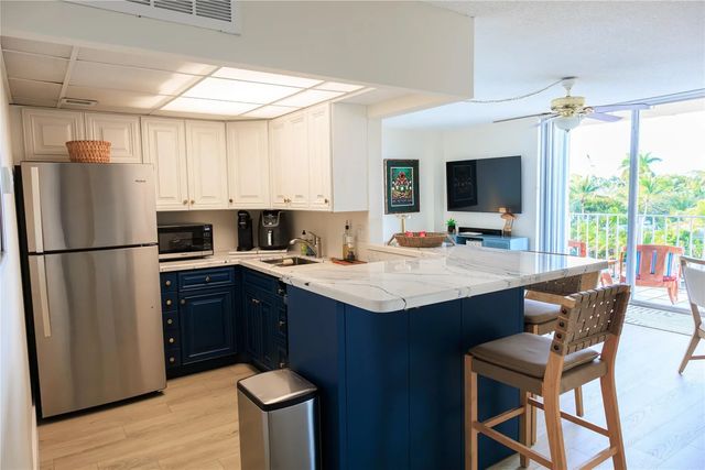 4 of 21 - 1777 Se 15th Street #404, Fort Lauderdale, FL