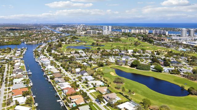 5 of 36 - 856 Country Club Drive, North Palm Beach, FL