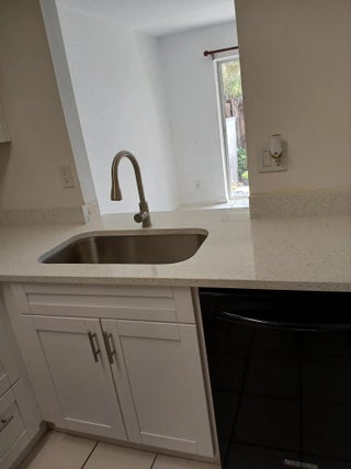 Photo of Listing #R11169405