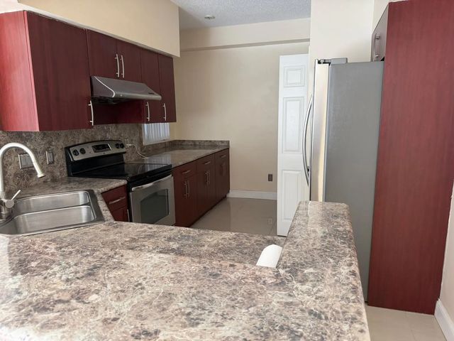 2 of 33 - 3225 Ne 184th Street #10303, Aventura, FL