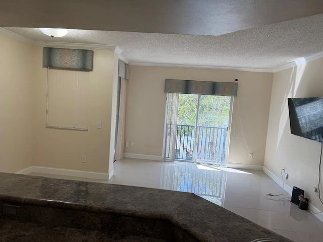 5 of 33 - 3225 Ne 184th Street #10303, Aventura, FL