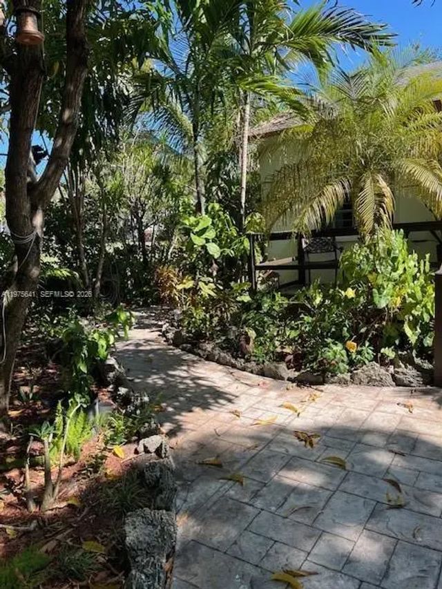 5 of 24 - 410 Nw 31st Street, Miami, FL