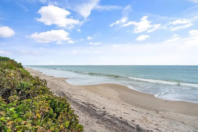 2 of 36 - 290 Bermuda Bay Lane, Vero Beach, FL