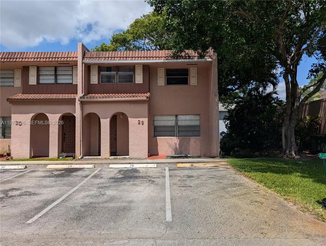 29 Seville Circle #4-49, Davie