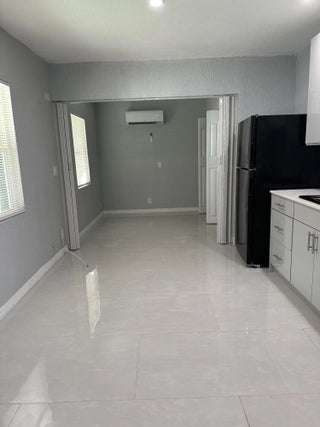 Photo of Listing #R11169537