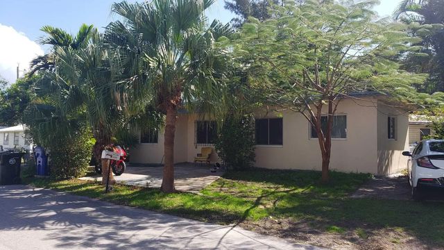 2334 Ne 136th Street, North Miami Beach