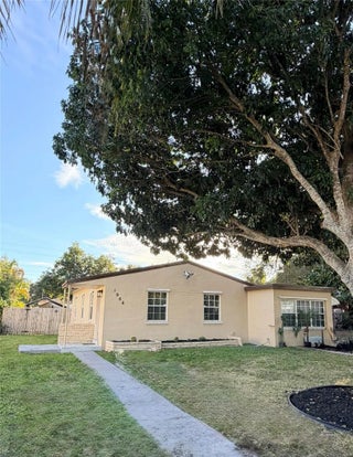 Photo of Listing #F10556653