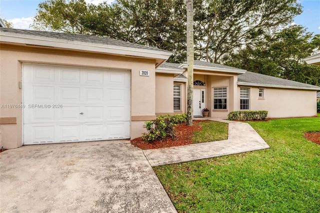 3 of 23 - 2020 Se 5th Place, Homestead, FL